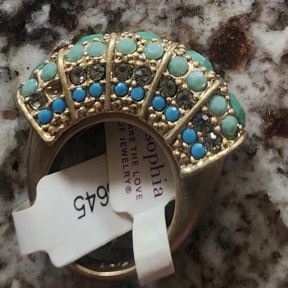 Statement Ring - Picture 2 of 4